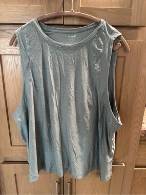 Old Navy Women's Tank Top in Dusty Green